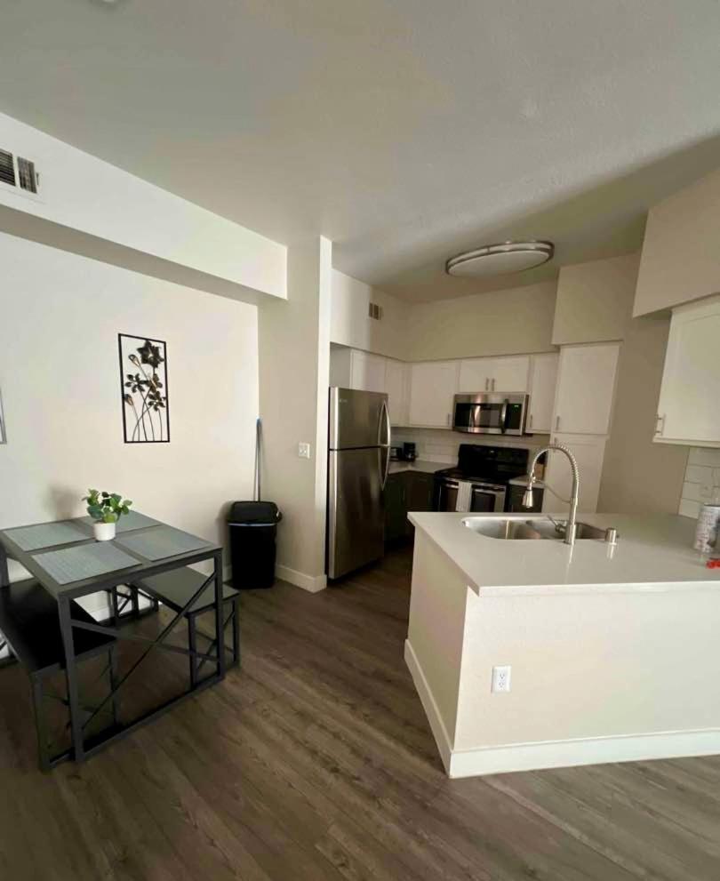 Las Vegas Apartment Near The Strip מראה חיצוני תמונה